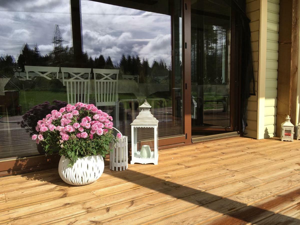 Villa Kaeaenu Puhkemaja Rakvere Exterior foto